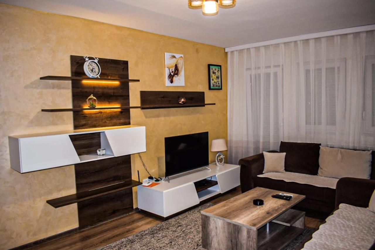 נובי פאזאר Avio Apartmani 2018 מראה חיצוני תמונה