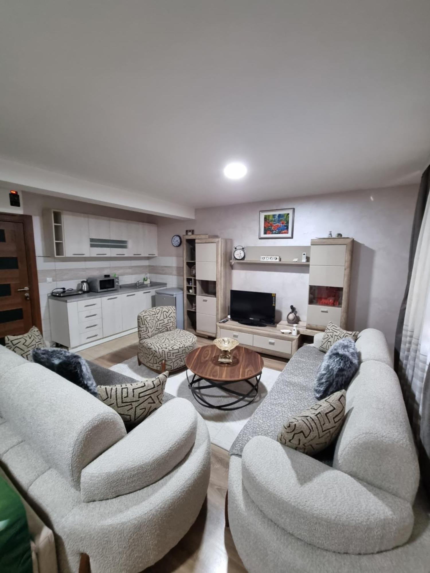 נובי פאזאר Avio Apartmani 2018 מראה חיצוני תמונה